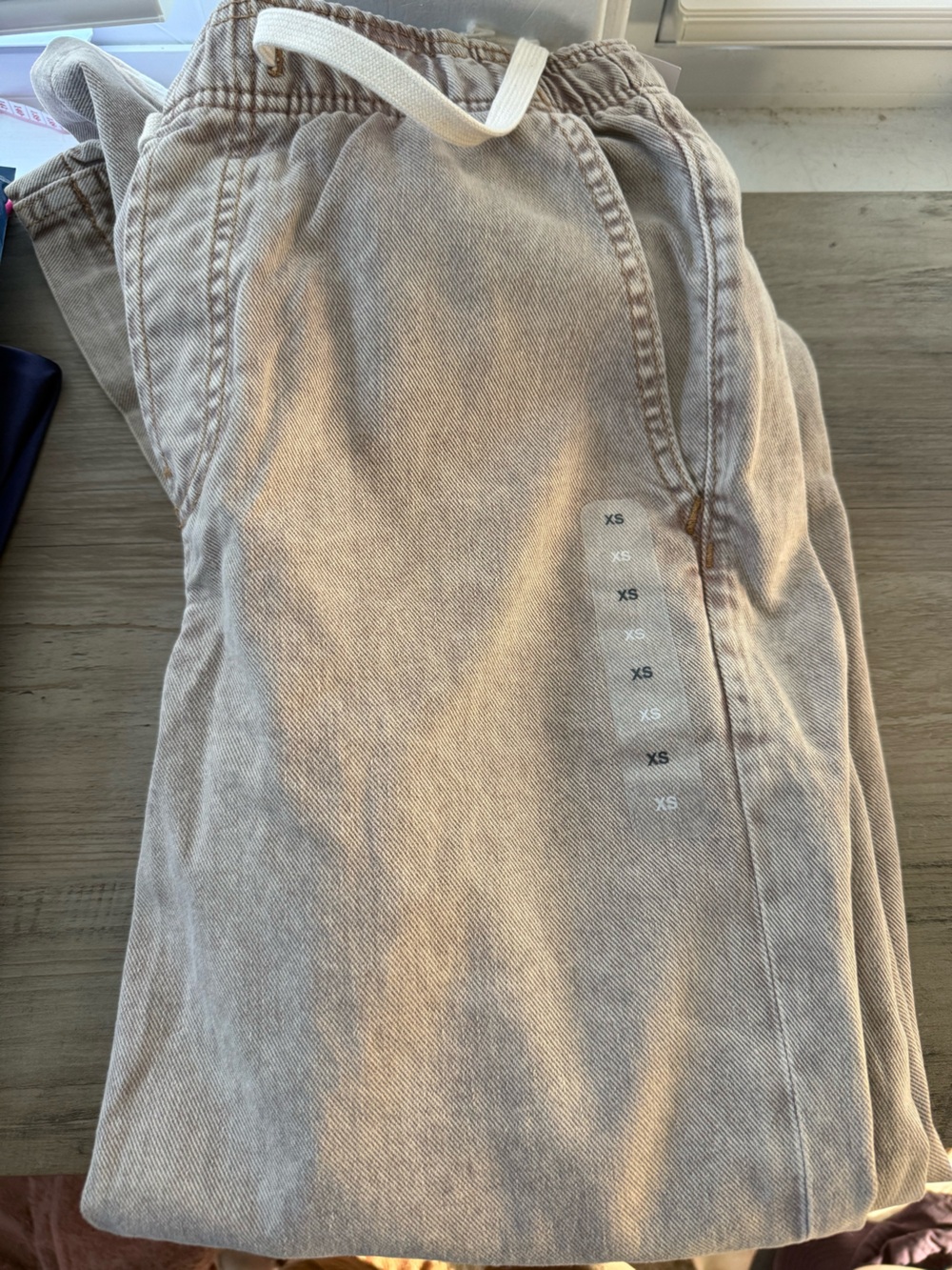 GAP Wide Leg Pants in Light Taupe